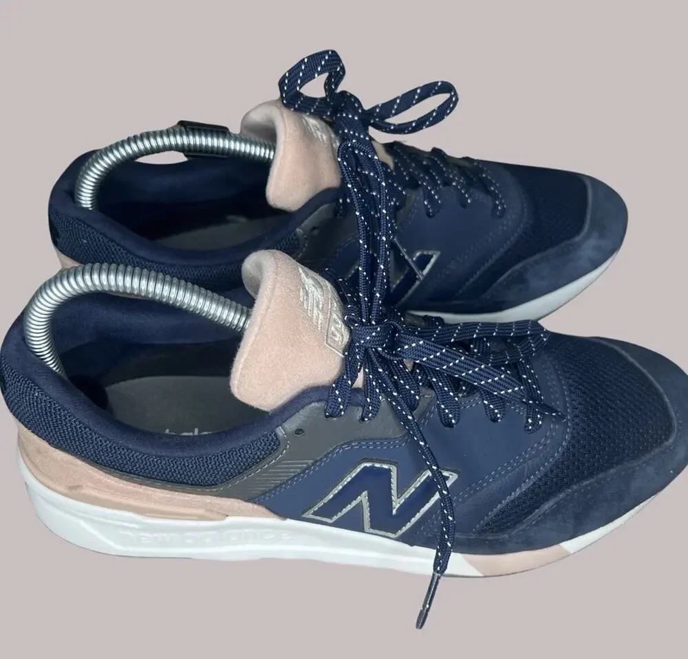 Women’s Size 8.5-NEW BALANCE 997 Donna Tennis Shoe , Navy, Pink, Suede| CW997HYA